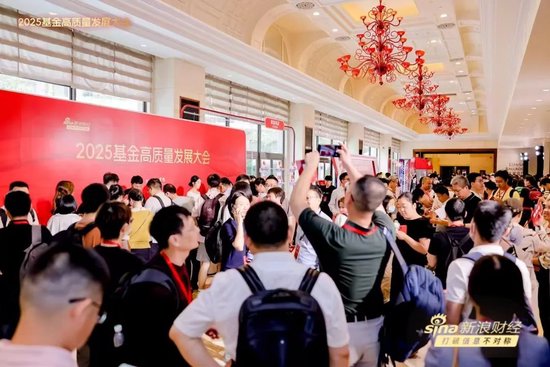 股票十大配资平台 太火爆，太吓人！牛市来了？刘煜辉研判未来两大投资策略，19岁少年高呼我能赢